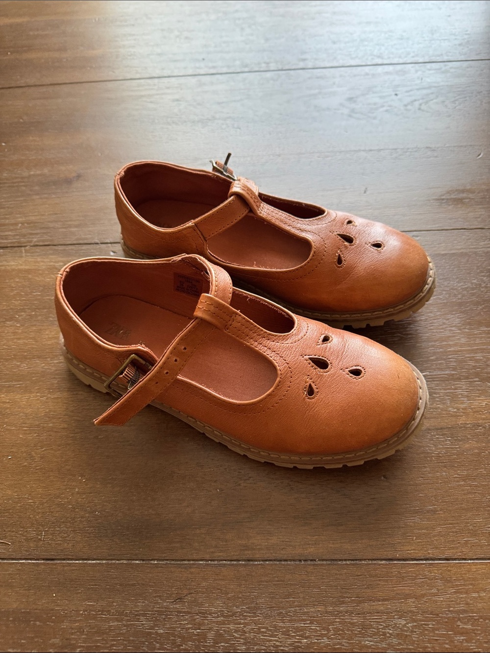 Approx US Size 3 Zara Kids Tan T-Strap Mary Jane Shoes